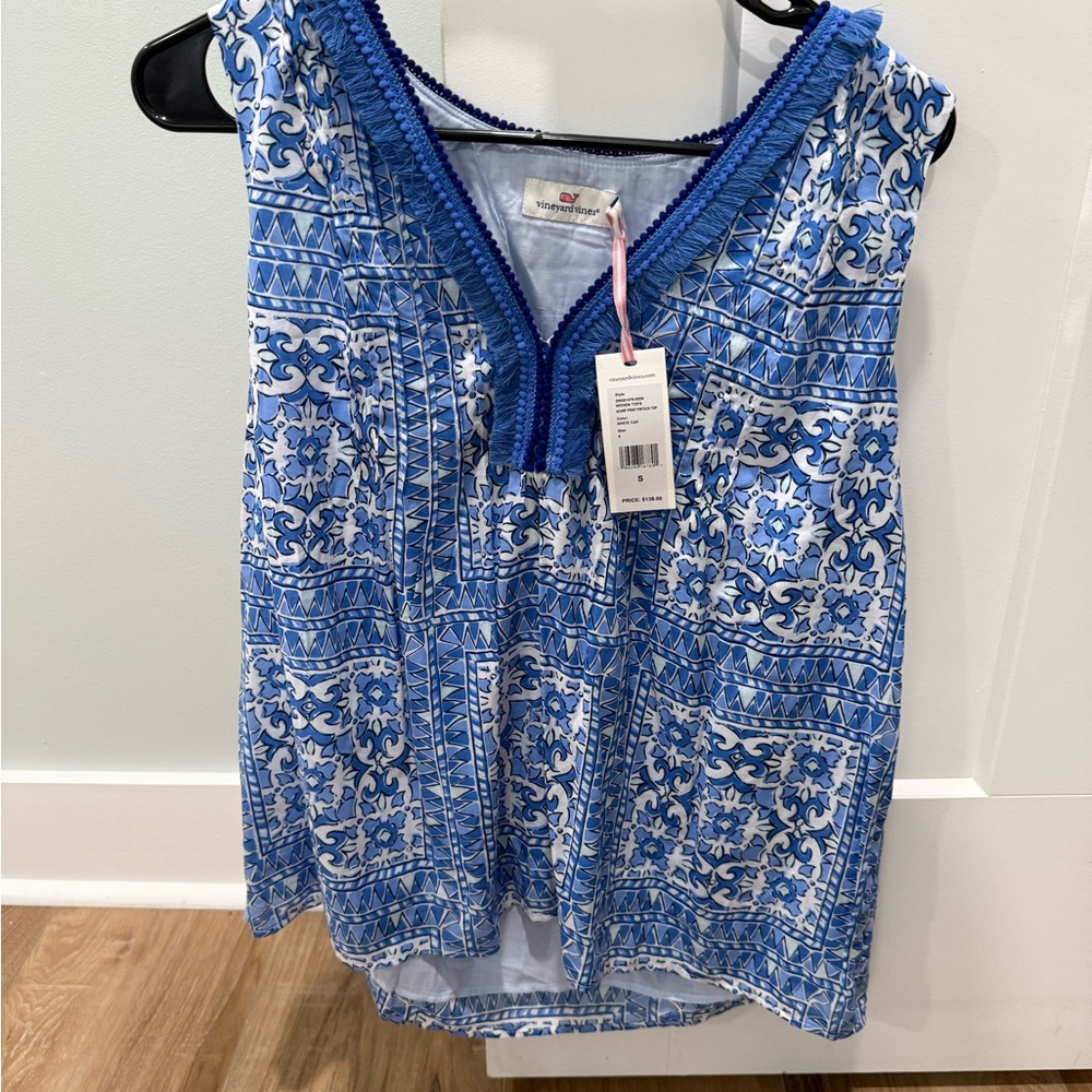 Vineyard Vines Blue and White Floral Blouse